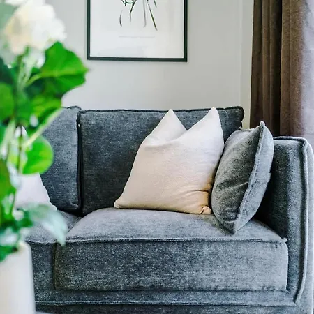 Centre - Roof Terrace & Free Parking