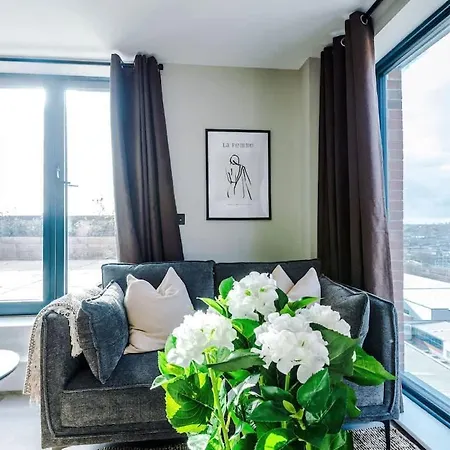 Centre - Roof Terrace & Free Parking Leeds (West Yorkshire)