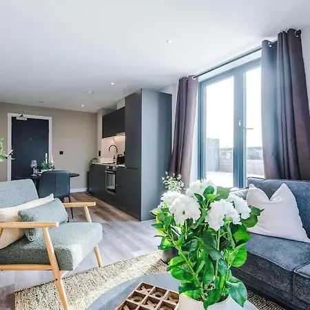 Centre - Roof Terrace & Free Parking Leeds (West Yorkshire)