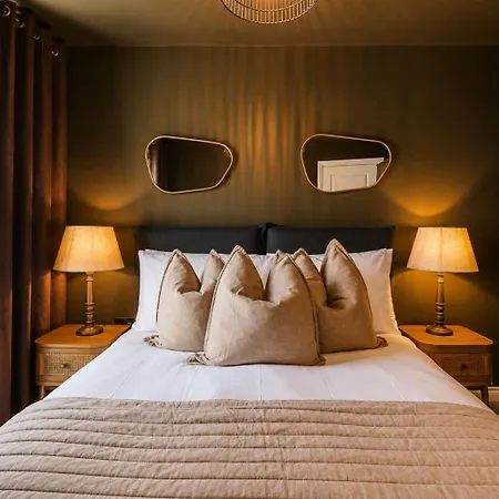 Daire Centre - Roof Terrace & Free Parking Leeds (West Yorkshire)