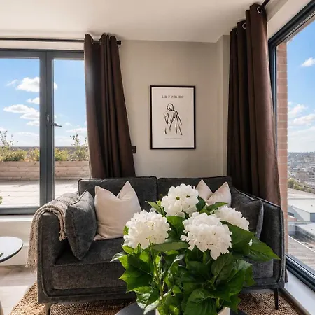 Daire Centre - Roof Terrace & Free Parking Leeds (West Yorkshire)