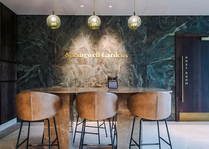 Apartman Centre - Roof Terrace & Free Parking