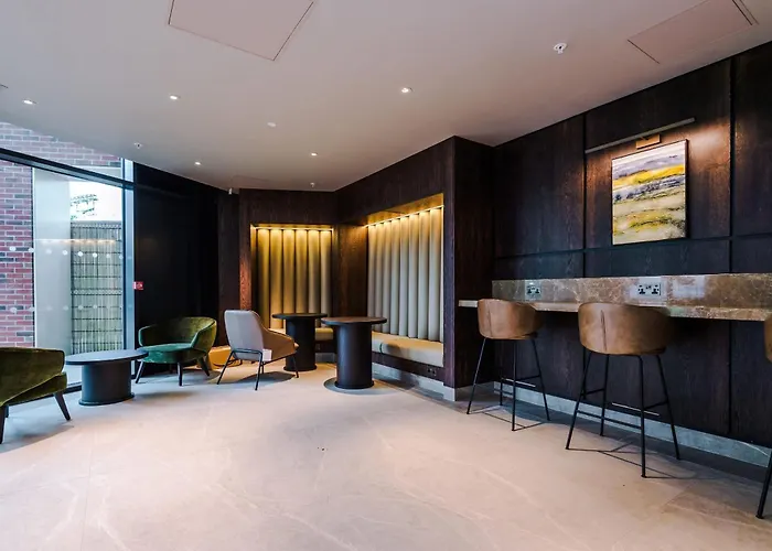 Centre - Roof Terrace & Free Parking * Leeds