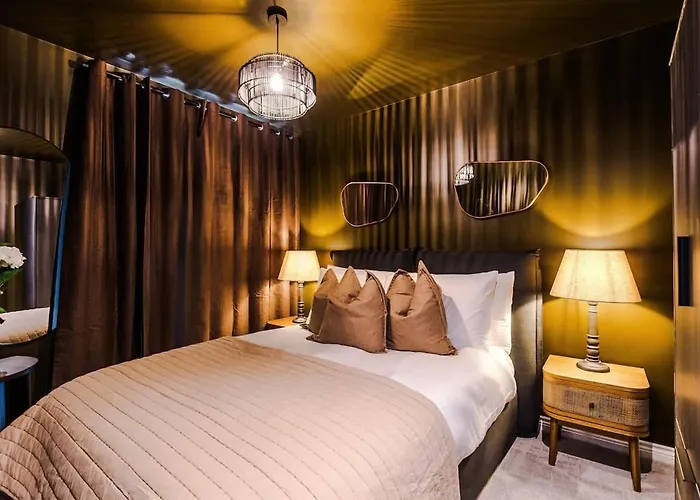 Centre - Roof Terrace & Free Parking Apartman *