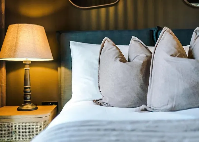 Centre - Roof Terrace & Free Parking Apartman *