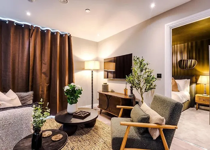 Apartman Centre - Roof Terrace & Free Parking