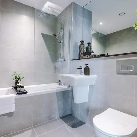 Centre - Roof Terrace & Free Parking Leeds (West Yorkshire)