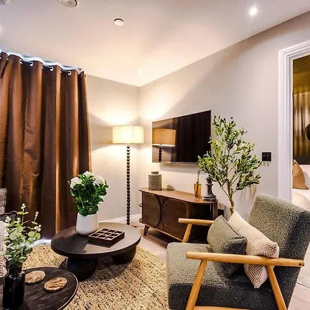 Apartamento Centre - Roof Terrace & Free Parking