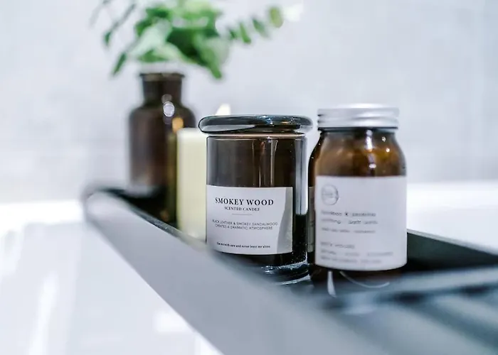 Centre - Roof Terrace & Free Parking